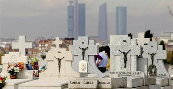 Detalle del cementerio de La Almudena.- EFE