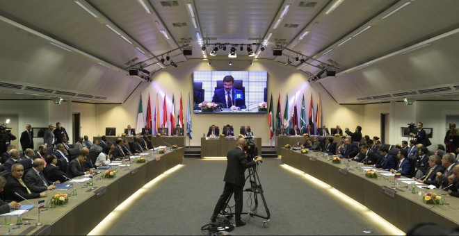 Vista general de la 169 conferencia ministerial de la Organización de Países Exportadores de Petróleo (OPEP), en Viena. EFE/HANS PUNZ