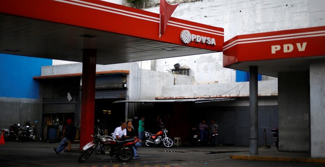 Una gasolinera de la empresa venezolana PDVSA en Caracas, Venezuela. REUTERS/Ivan Alvarado