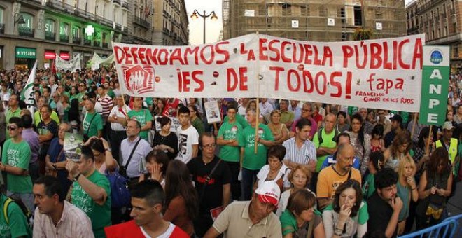 La Marea Verde en defensa de la educación durante una movilización en Madrid. EFE