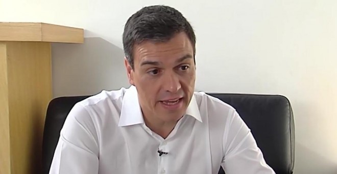 El líder del PSOE y candidato a la presidencia del Gobierno, Pedro Sánchez, en la entrevista para 'Público'.