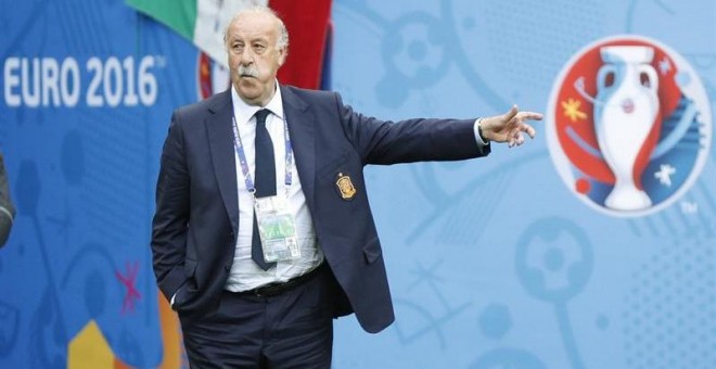 El seleccionador español Vicente del Bosque durante el partido Italia-España de octavos de final de la Eurocopa. /EFE