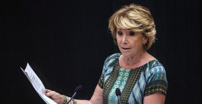 La portavoz del PP en el Ayuntamiento de Madrid, Esperanza Aguirre, durante su intervención en el primer debate del estado de la ciudad./ EFE