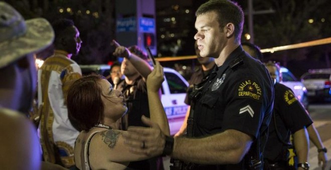 Imagen de la protesta contra la violencia policial en Dallas./ AFP