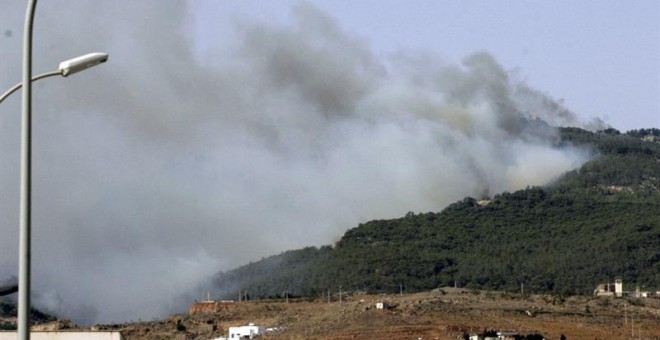 Vista del incendio producido esta madrugada en el Monte Gurugú. - EFE