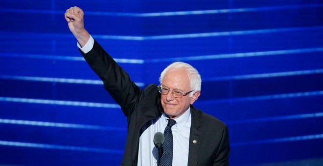 El senador Bernie Sanders durante su discurso en la apertura de la Convención Demócrata en Filadelfia. EFE