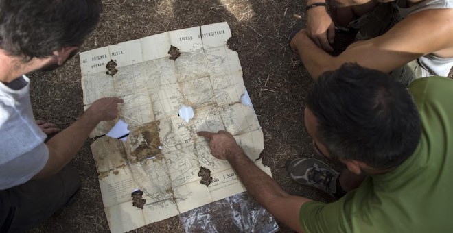 Mapa de operaciones de Ciudad Universitaria de Gregorio Duque Villarte. Está atravesado por la misma bala que le hirió en la mano izquierda.- ÁLVARO MINGUITO