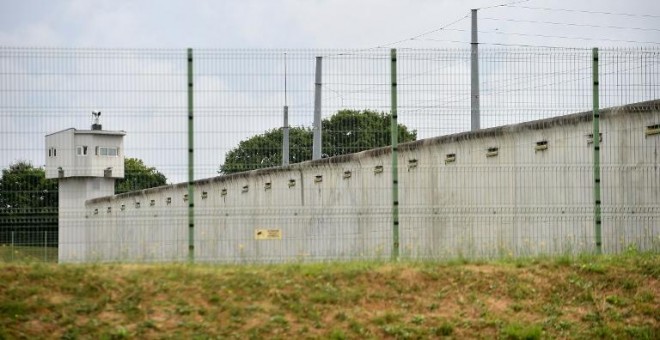 Imagen del exterior de la cárcel de Le Mans, al oeste de Francia. - AFP