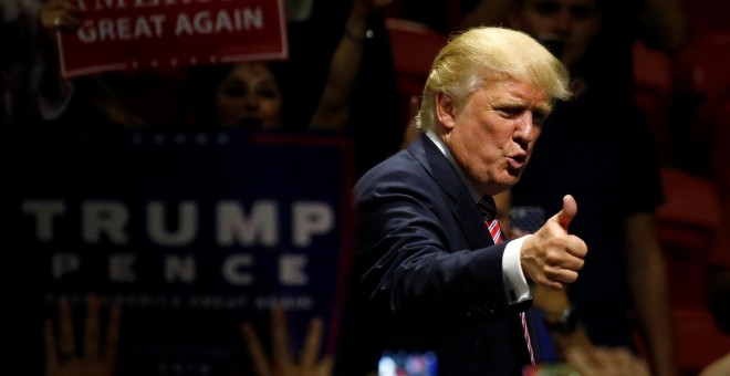 El candidato republicano a la Casa Blanca, Donald Trump, durante un acto de campaña en Austin, Texas. REUTERS/Carlo Allegri