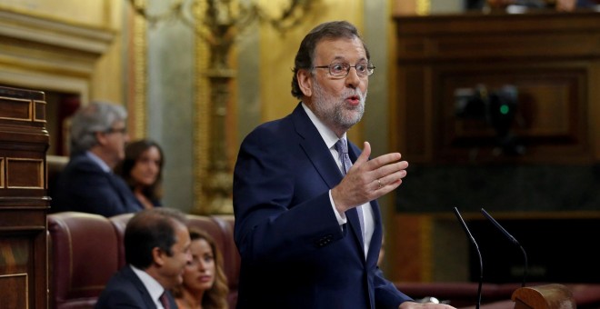 El presidente del Gobierno, Mariano Rajoy, en la segunda jornada del debate de investidura que se celebra en el Congreso de los Diputados. REUTERS/Andrea Comas