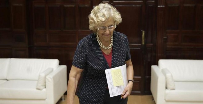 La alcaldesa de Madrid, Manuela Carmena, en una foto de archivo. / EMILIO NARANJO (EFE)