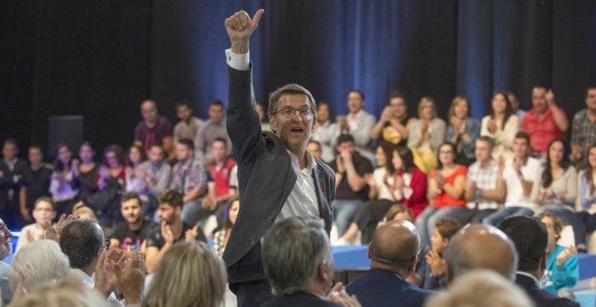 El candidato del PP a la Presidencia de la Xunta, Alberto Núñez Feijóo durante el mitin celebrado ayer en Ourense. /EFE