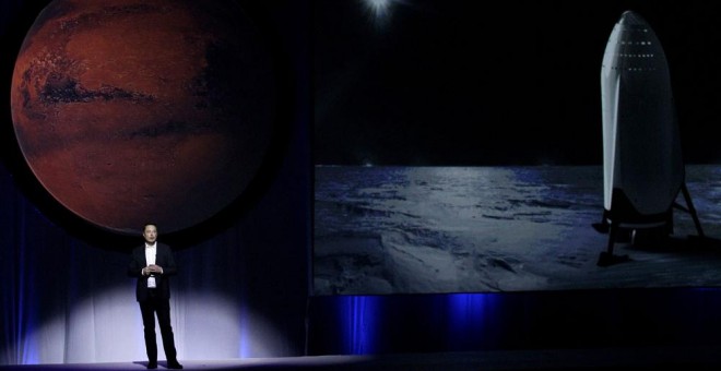 Elon Musk durante la presentación de su proyecto para colonizar Marte en Guadalajara, México. EFE