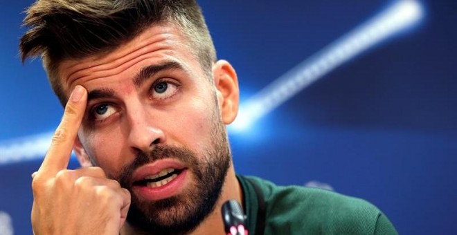 El jugador del FC Barcelona, Gerard Piqué, durante su rueda de prensa previa al partido de Champions. /EFE