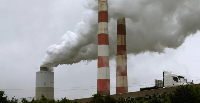 La quema de combustibles fósiles es una de las principales causas del aumento del CO2. AFP