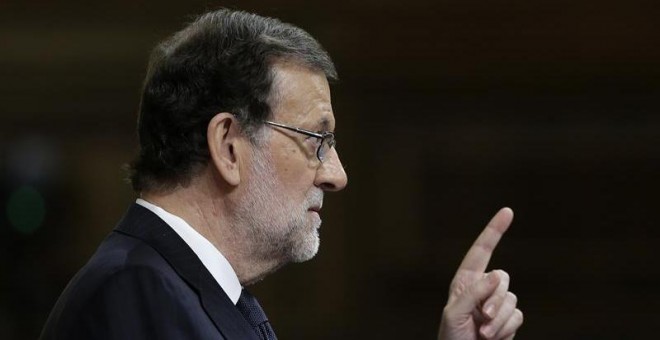 El presidente del Gobierno en funciones, Mariano Rajoy, durante la segunda jornada del debate de investidura./ EFE