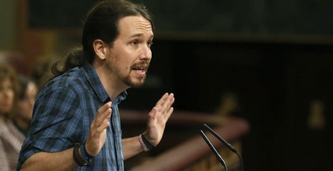 Imagen de archivo del líder de Podemos, Pablo Iglesias, durante su intervención en el debate de investidura. EFE/Javier Lizón