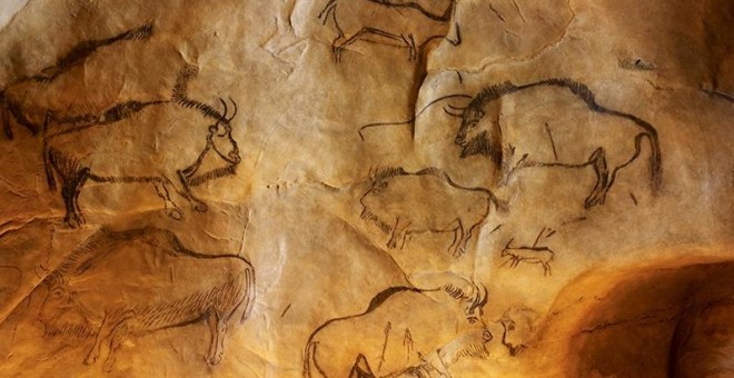 Pinturas de hace 17.000 años del segundo bisonte europeo en la cueva francesa de Niaux.-D. VIET/CRT MIDI PYRENEES