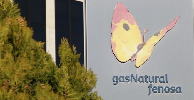 Detalle del logo de Gas Natural Fenosa, en su sede en Madrid. E.P.