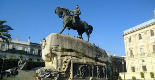 Estatua ecuestre del general Varela en San Fernando