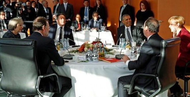 Barack Obama junto a la primera ministra británica, Theresa May, el presidente del Gobierno español, Mariano Rajoy, el primer ministro italiano, Matteo Renzi, el primer ministro francés, Francois Hollande y la canciller alemana, Angela Merkel. REUTERS