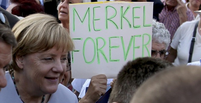 La canciller alemana Angela Merkel en un acto de campaña de la CDU el pasado septiembre en las elecciones locales en Berlin. REUTERS/Fabrizio Bensch