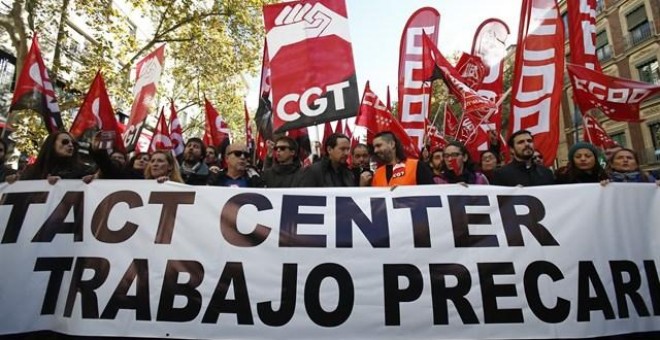 Cabecera de la manifestación en Madrid de los trabajadores de 'contact center', en la que participaron Pablo Iglesias, Íñigo Errejón y Alberto Garzón. E.P.