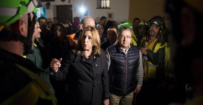 Susana Díaz en su visita este domingo a las zonas afectadas por el temporal en Cádiz y Málaga / EFE