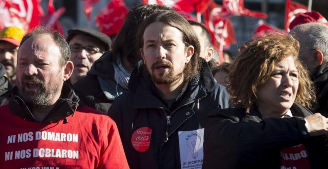 Pablo Iglesias, en la manifestación convocada por CCOO y UGT en Madrid para recuperar los derechos laborales perdidos. / EFE