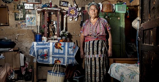 María, de 74 años, también fue víctima del conflicto armado. "Mi cuñado se escondía en el monte junto a otros compañeros para evitar ser arrestados en las batidas del ejército. Una noche, nunca volvió"./ G. G.