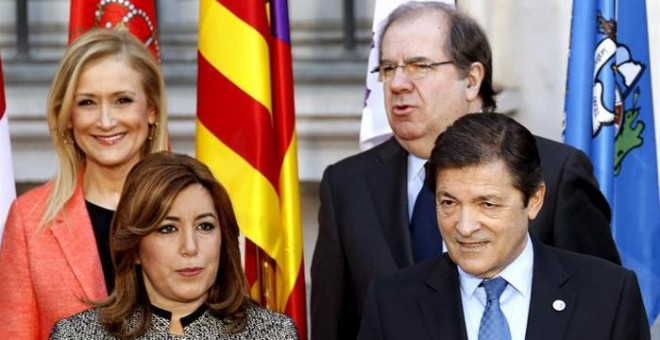 La presidenta de Andalucía, Susana Díaz, el presidente de Asturias, Javier Fernández, la presidenta de la Comunidad de Madrid, Cristina Cifuentes, y el presidente de Castilla y León, Juan Vicente Herrera / EFE