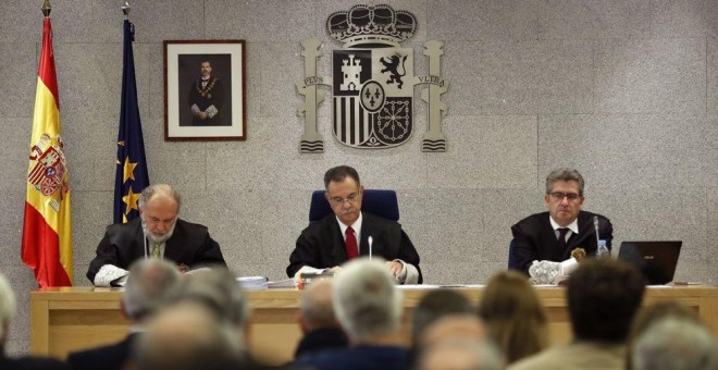 El tribunal de la Gürtel presidido por Ángel Hurtado. EFE/CHEMA MOYA