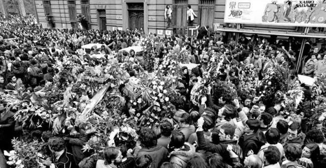 Funeral multitudinario de los abogados de Atocha.