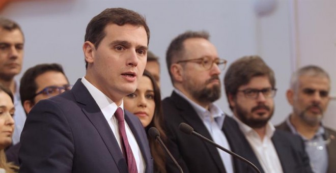 El presidente de Ciudadanos, Albert Rivera (centro), durante la presentación de su equipo para la Ejecutiva del partido. EFE/Víctor Lerena