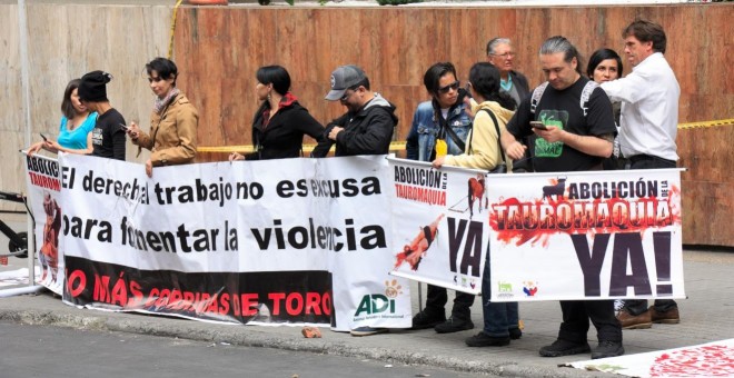 “Paz para todos los animales”: la lucha contra la tauromaquia en Colombia. PABLO RODERO