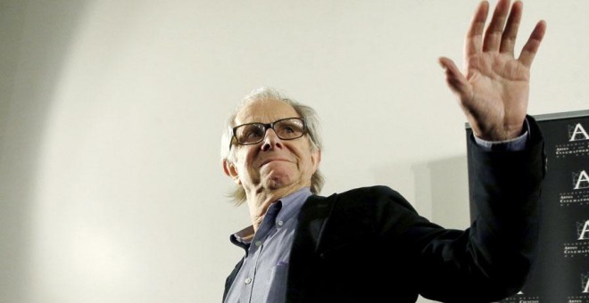El director británico Ken Loach, durante el encuentro mantenido con público en la Academia de Cine de Madrid.- EFE