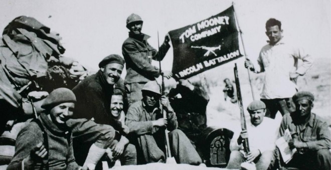 Voluntarios estadounidenses de la Brigada Internacional “Abraham Lincoln” en la Batalla del Jarama.