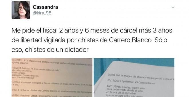 Imagen de archivo de Cassandra Vera Paz mostrando la citación de la Audiencia Nacional por sus comentarios en Twitter / TWITTER