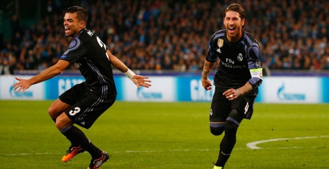 Ramos celebra un gol al Nápoles. Reuters / Tony Gentile
