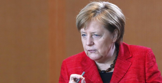 Angela Merkel en una intervención ante su grupo parlamentario en el Bundestag. REUTERS/Fabrizio Bensch