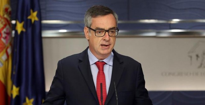 El secretario general de Ciudadanos, José Manuel Villegas, durante la rueda de prensa posterior a la reunión de la Junta de Portavoces celebrada en el Congreso. EFE/J.J. Guillén