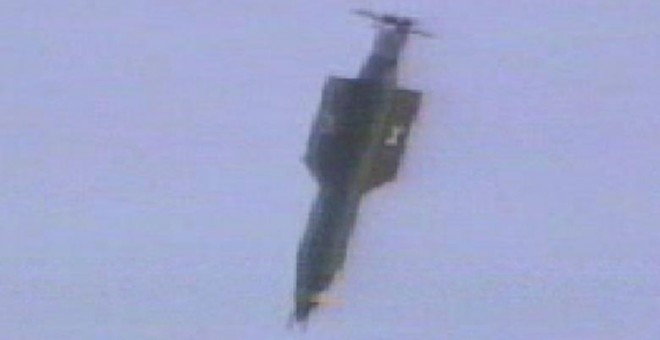 La GBU-43 Massive Ordnance Air Blast en un lanzamiento de prueba en Florida en noviembre de 2003. - REUTERS