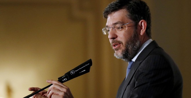 El secretario de Estado de Presupuestos, Alberto Nadal, durante su intervención en una conferencia organizada por Forum Europa. EFE/Sergio Barrenechea