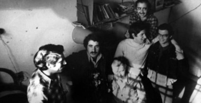 Emilio García con sus camaradas de celda.