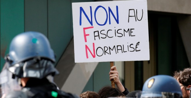 Imágenes de las protestas en París. REUTERS/Gonzalo Fuentes