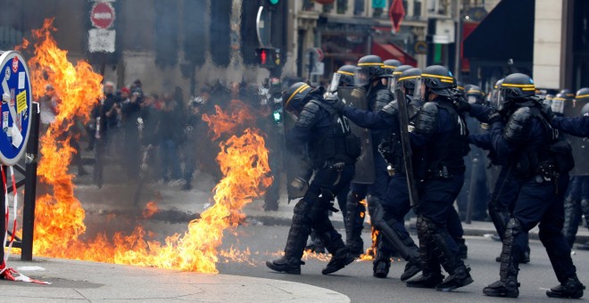 Disturbios de la manifestación del Primero de Mayo en París. REUTERS/Gonzalo Fuentes