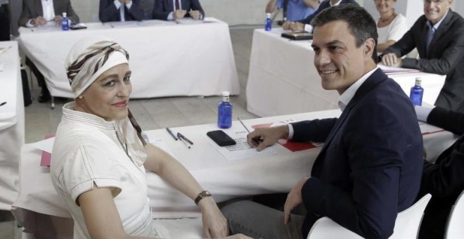 Magdalena Valerio y Pedro Sánchez, en una foto de archivo. / EFE