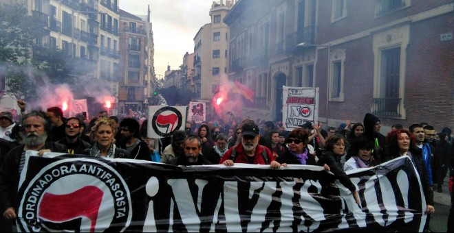 Cabecera de la manifestación antifascista. Twitter