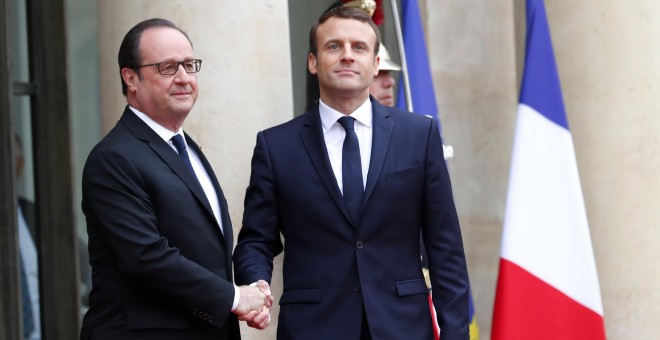 El socialista Hollande lega la presidencia del país francés a Emmanuel Macron. EFE/Ian Langsdon