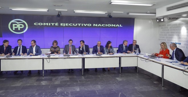 El jefe del Ejecutivo, Mariano Rajoy, preside la reunión del Comité Ejecutivo Nacional del PP. EFE/Emilio Naranjo